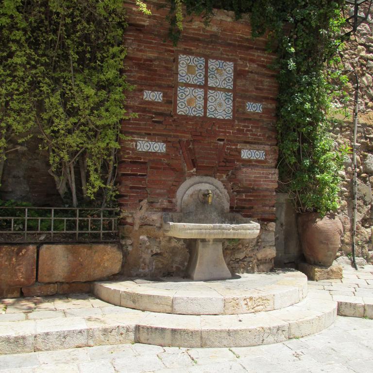 Acogedor Apartamento En El Corazon Medieval De Tarragona Lägenhet Exteriör bild