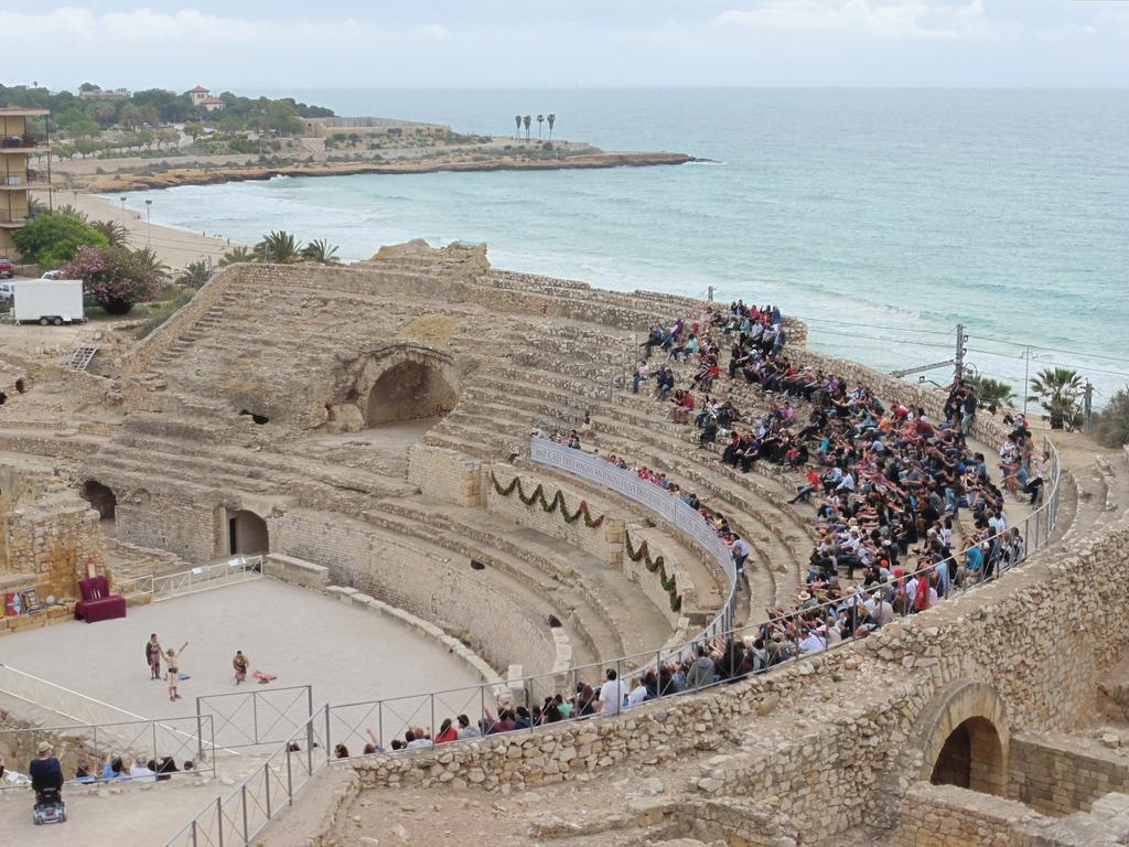 Acogedor Apartamento En El Corazon Medieval De Tarragona Lägenhet Exteriör bild